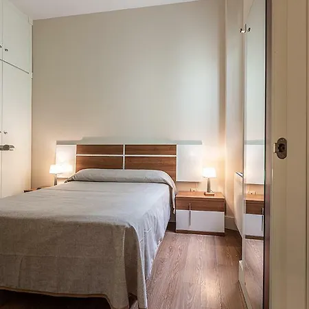 Domus Seleqtia Plaza De Santiago * Caces