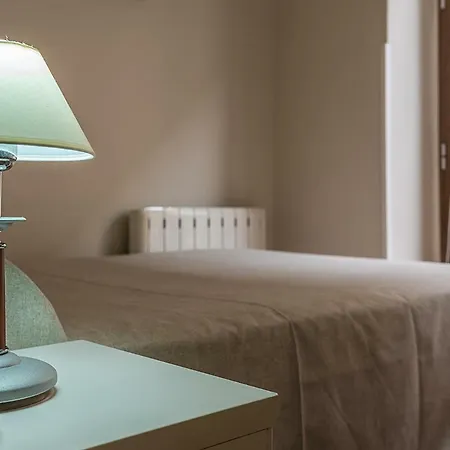 Domus Seleqtia Plaza De Santiago * Caces