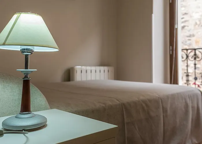 Domus Seleqtia Plaza De Santiago * Caces